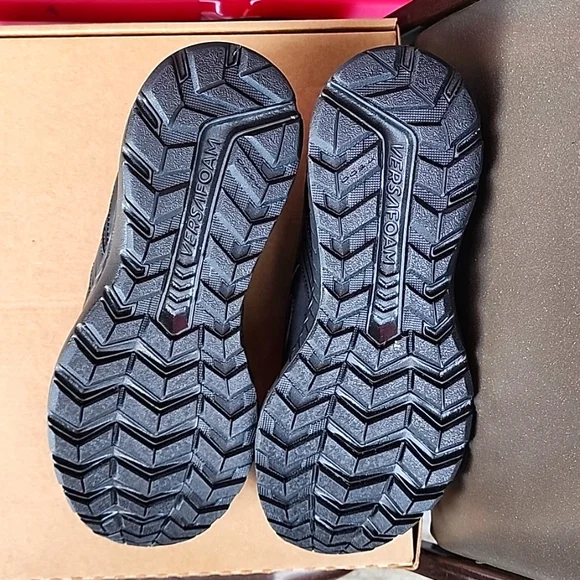 New Saucony Men's Black Athletic Shoes - Picture 6 of 11